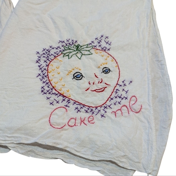 Vintage Embroidered Kitchen Dish Tea Towels Handmade Fruits Quirky 21x37" - Picture 2 of 8